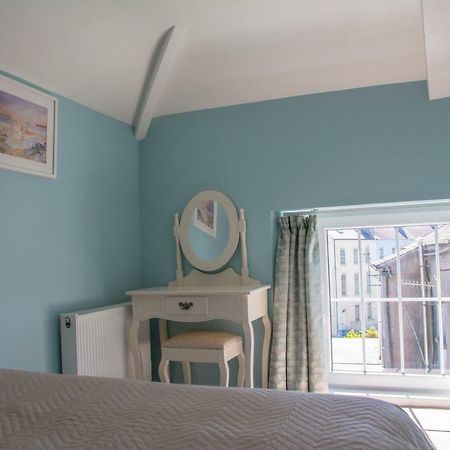 Devon View House Bed and Breakfast Youghal Exteriör bild