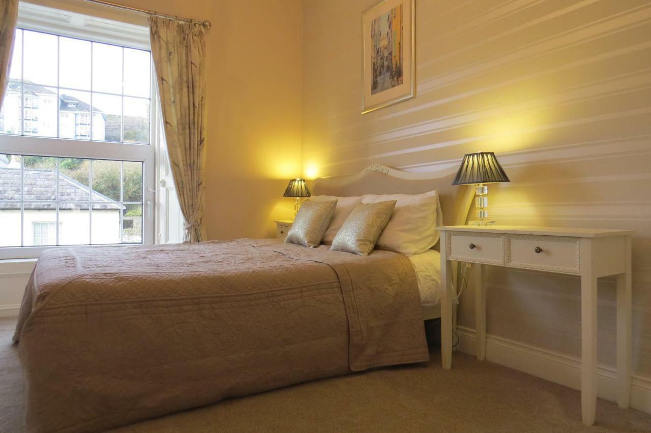 Devon View House Bed and Breakfast Youghal Exteriör bild