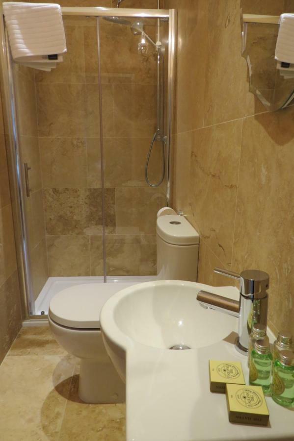 Devon View House Bed and Breakfast Youghal Exteriör bild