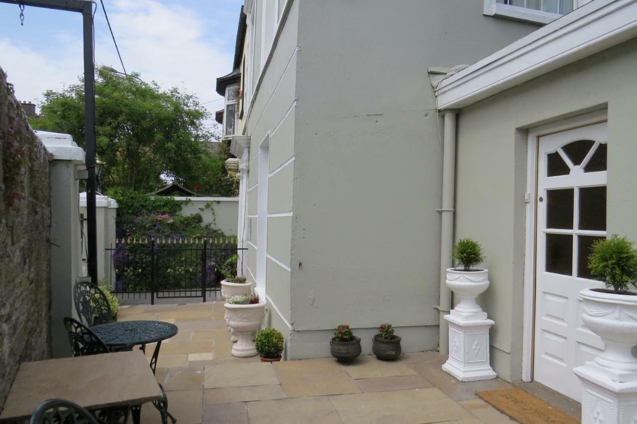 Devon View House Bed and Breakfast Youghal Exteriör bild