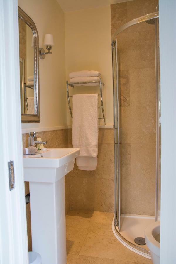 Devon View House Bed and Breakfast Youghal Exteriör bild