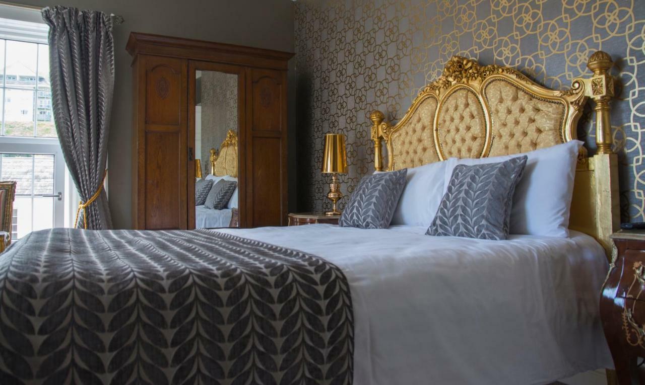 Devon View House Bed and Breakfast Youghal Exteriör bild